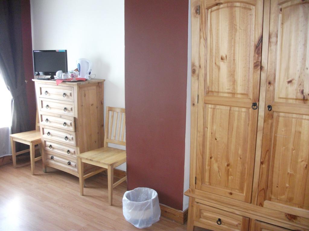 Clare Street B&B Nenagh Δωμάτιο φωτογραφία